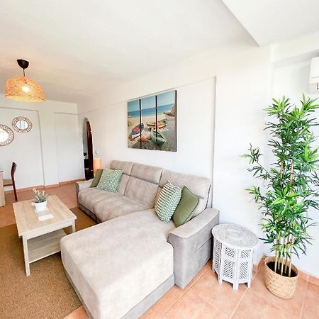 Spacious Apartment In The Center Of Torremolinos Exterior foto