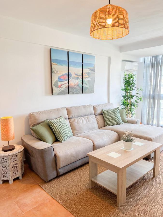 Spacious Apartment In The Center Of Torremolinos Exterior foto