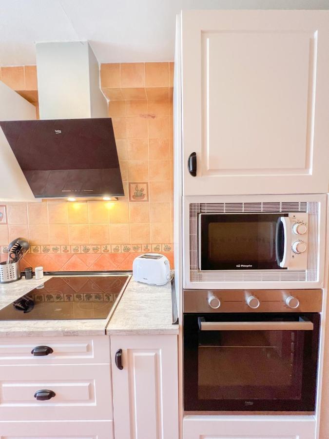 Spacious Apartment In The Center Of Torremolinos Exterior foto