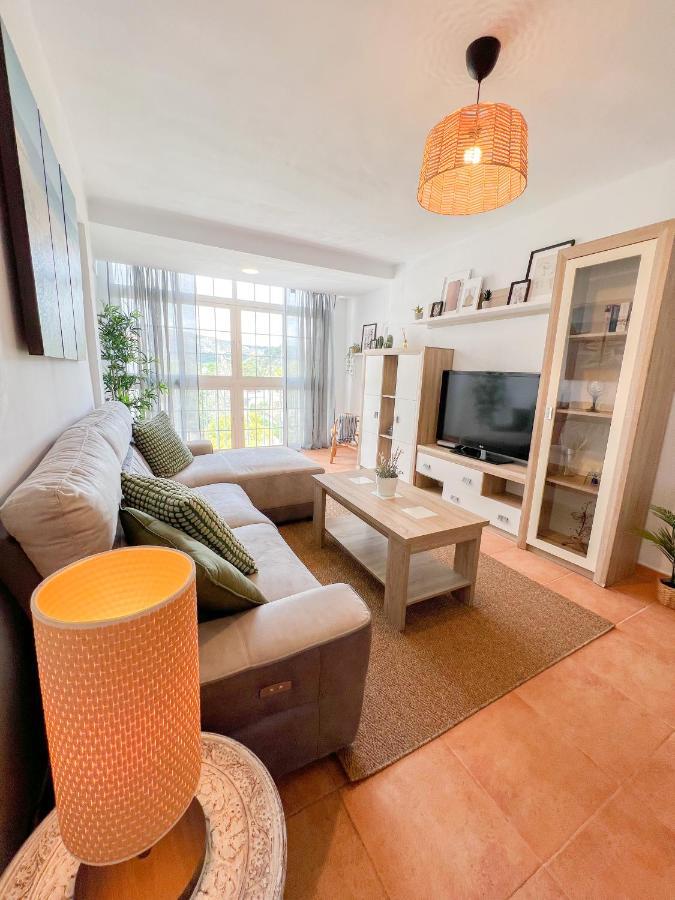 Spacious Apartment In The Center Of Torremolinos Exterior foto